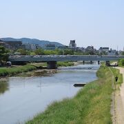 二条大橋から下流を見やりました