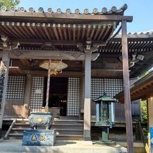 弥山の守護神である三鬼大権現を祀る