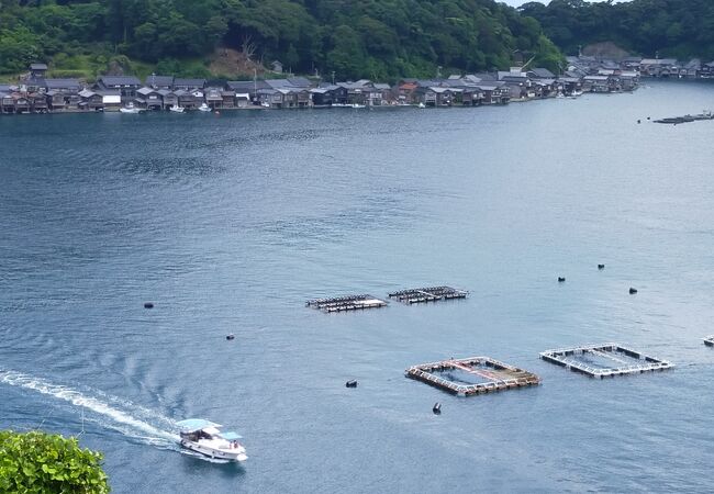 上から見る伊根の風景