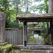 平泉寺白山神社復興の足掛かりになった寺院の庭園