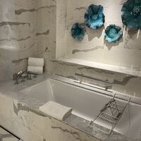 美しいバスルーム