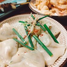 水餃子とげそ天ぷら(元刺身)