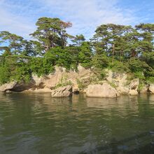 福浦橋から見た福浦島の一部。