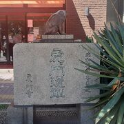 虎ノ門の交差点に小さな虎のブロンズ像がありました。
