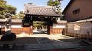 京都六地蔵巡りの地蔵「鞍馬口地蔵」がある寺