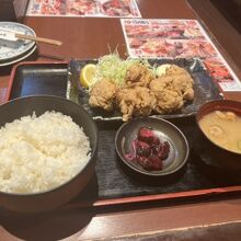 ジューシー鶏の唐揚定食