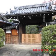 本満寺の北にあった西山浄土宗の寺院