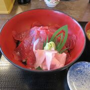 鉄火丼　マグロ山盛り