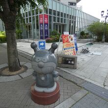 神戸ハーバーランド広場入口