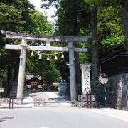 下社最初の遷座地とされる神社