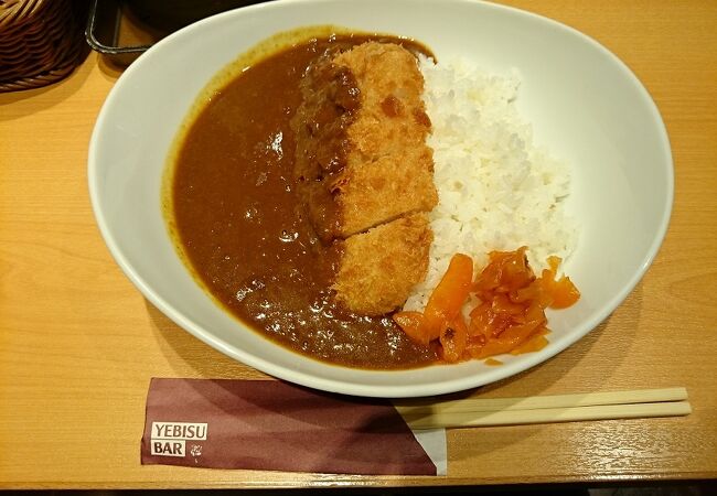 ロースカツカレーをいただきました