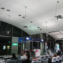 出発ゲート近く