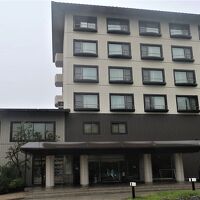 森のなか静かな環境です。