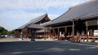 京都駅から徒歩圏内の大きな寺院でした。