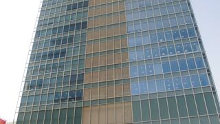 秋葉原の高層ビル