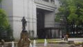 岐阜公園内ある