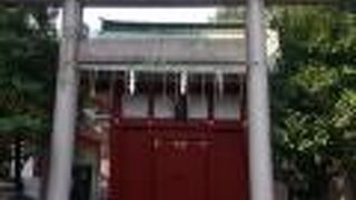 神田明神の本殿裏手に鎮座している神社