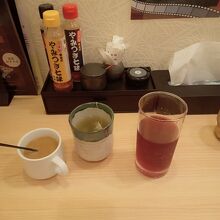 ドリンクバー。