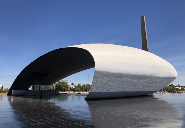 ニーマイヤー作品