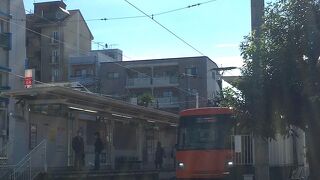 カラフルな車両