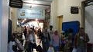 ジョグジャカルタにあるローカル市場