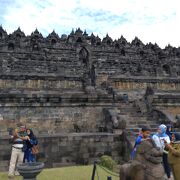 インドネシア屈指の観光地