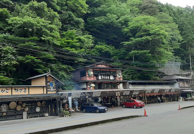 杖立温泉の帰りに立ち寄れます