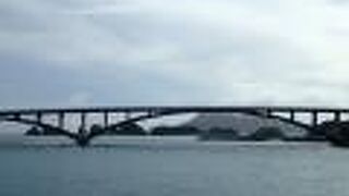 阿嘉島と慶留間島をつなぐ橋
