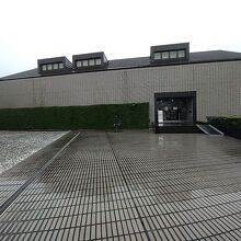 玉川近代美術館