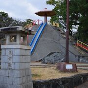 和歌山城公園の向かいにある公園