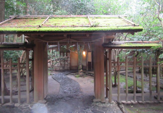 椿大神社にある茶室