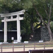 和歌山城の麓にある神社