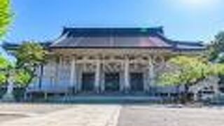 「大谷派本願寺函館別院」として重要文化財に指定されています