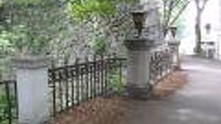 煉瓦造りのアーチ橋