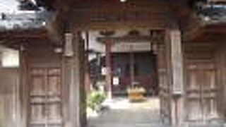 かなり歴史のある不思議な御利益があるお寺のようです。