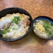 玉ねぎを使用しない玉子とじかつ丼と生そうめん