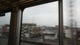 快速電車を運行