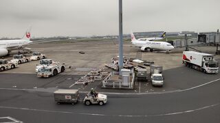 カードラウンジ