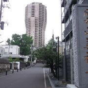 見所も多い境内の広い寺院