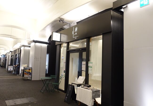 代官山の人気店が出店