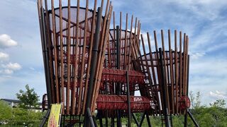 「大樹の遊具」