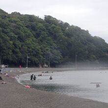 穏やかな海水浴場