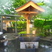 松本神社の左角