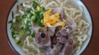 正統派の沖縄そばだなと思います