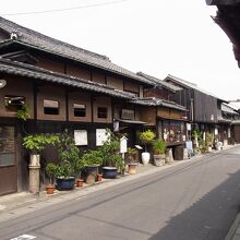 美しい街道筋の景観