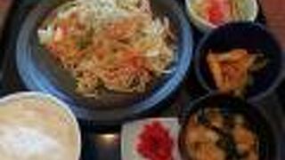 定食どれでも700円