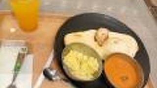 カリー&焼きたてナン DIYA express