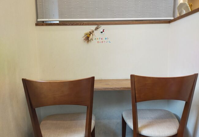 素敵な装飾のカフェです