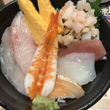 海鮮丼