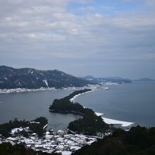 展望台から見る冬の天橋立